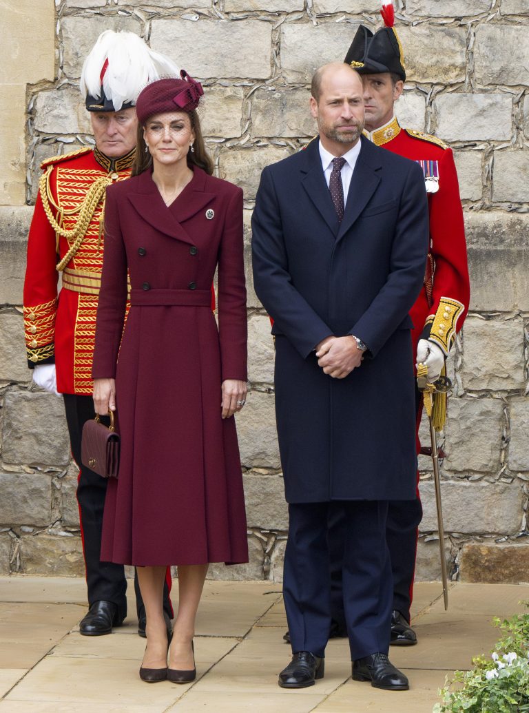 Prince William's height 'revealed' as fans baffled over how tall Donald ...