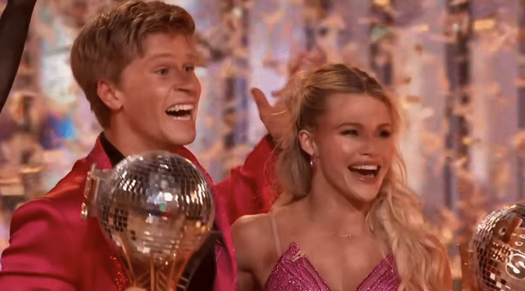 Robert Irwin winning DWTS