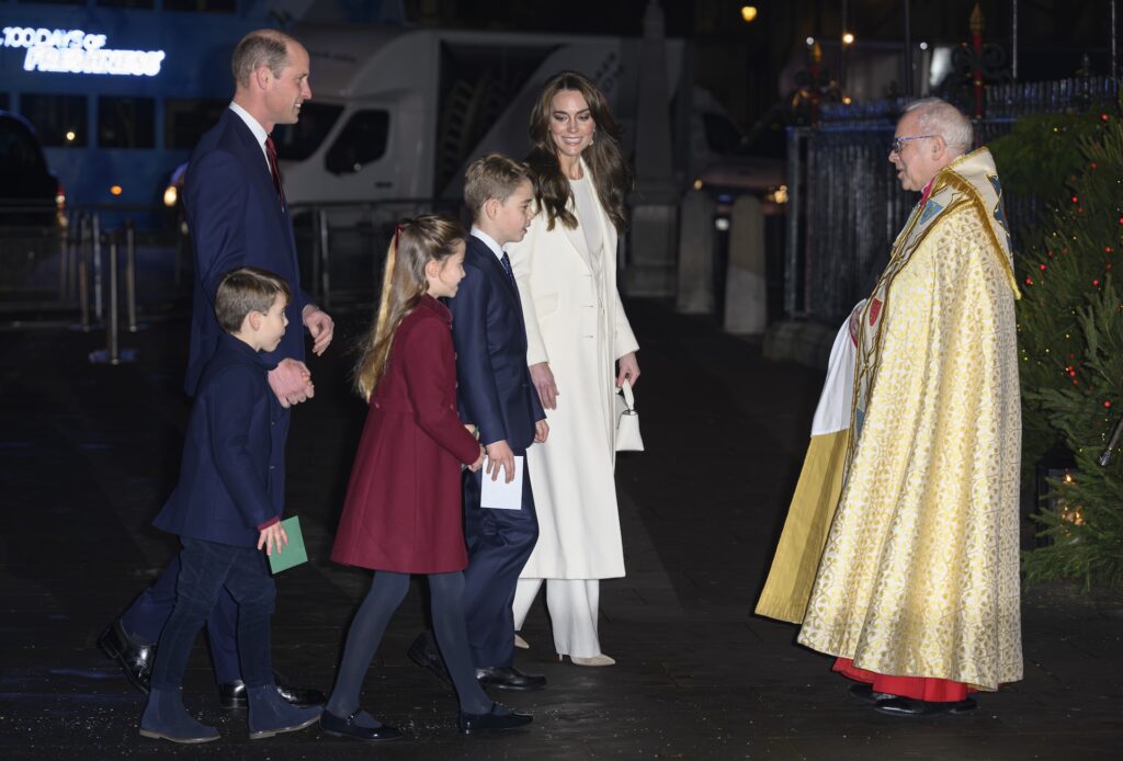 Kate Middleton and Prince William with their kids at the concert