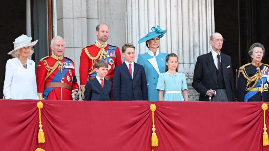 The royal family on the balcony