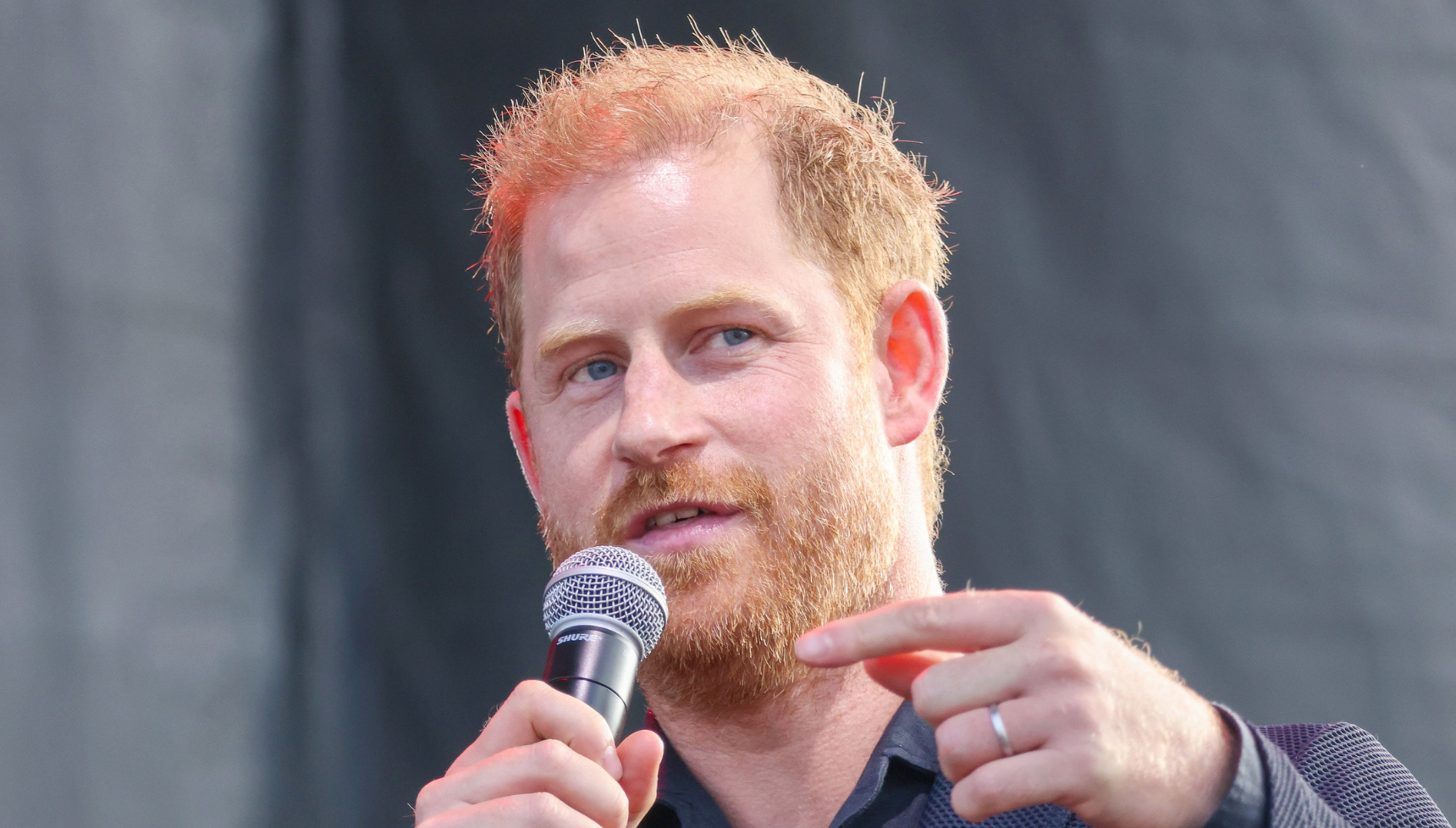 Prince Harry cracks joke about 'drama' in royal family as he compares it to 'Downton Abbey'