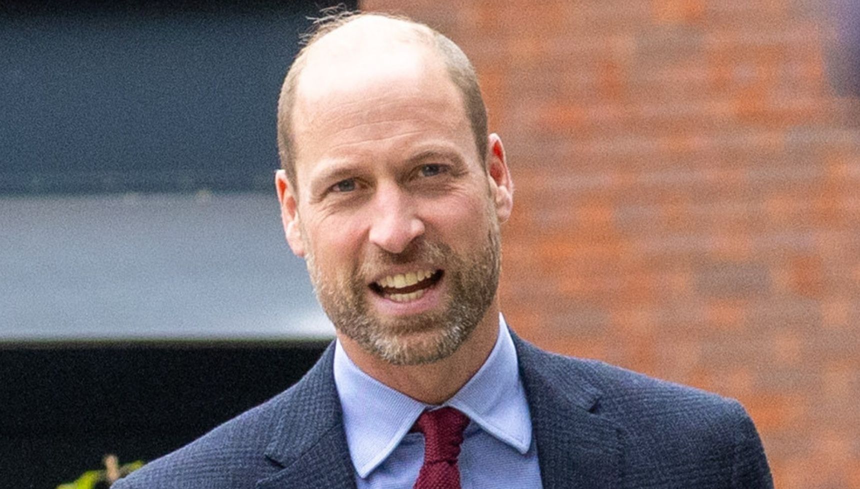 Prince William shares a pint with Welsh Guards as he makes appearance at Christmas party