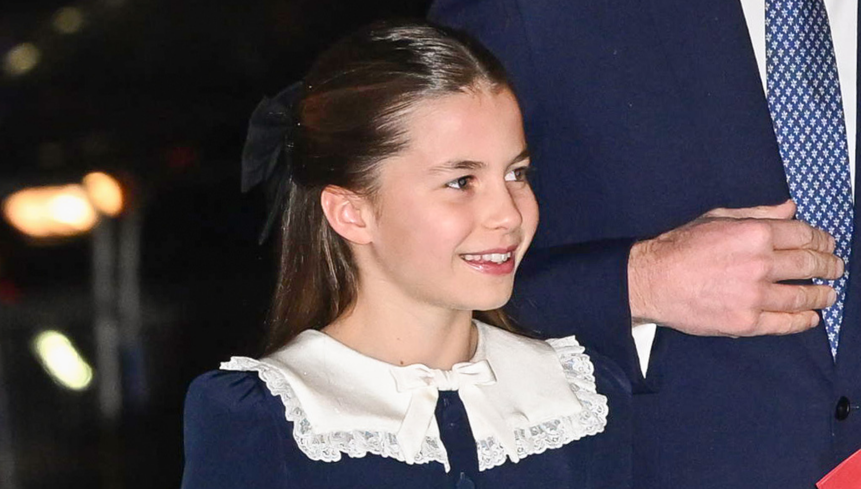 Princess Charlotte sparks 'concern' at Kate Middleton's Christmas carol service