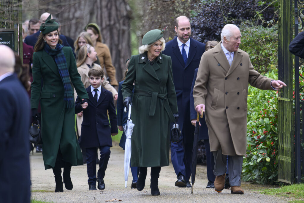 The royal family during Christmas walkabout