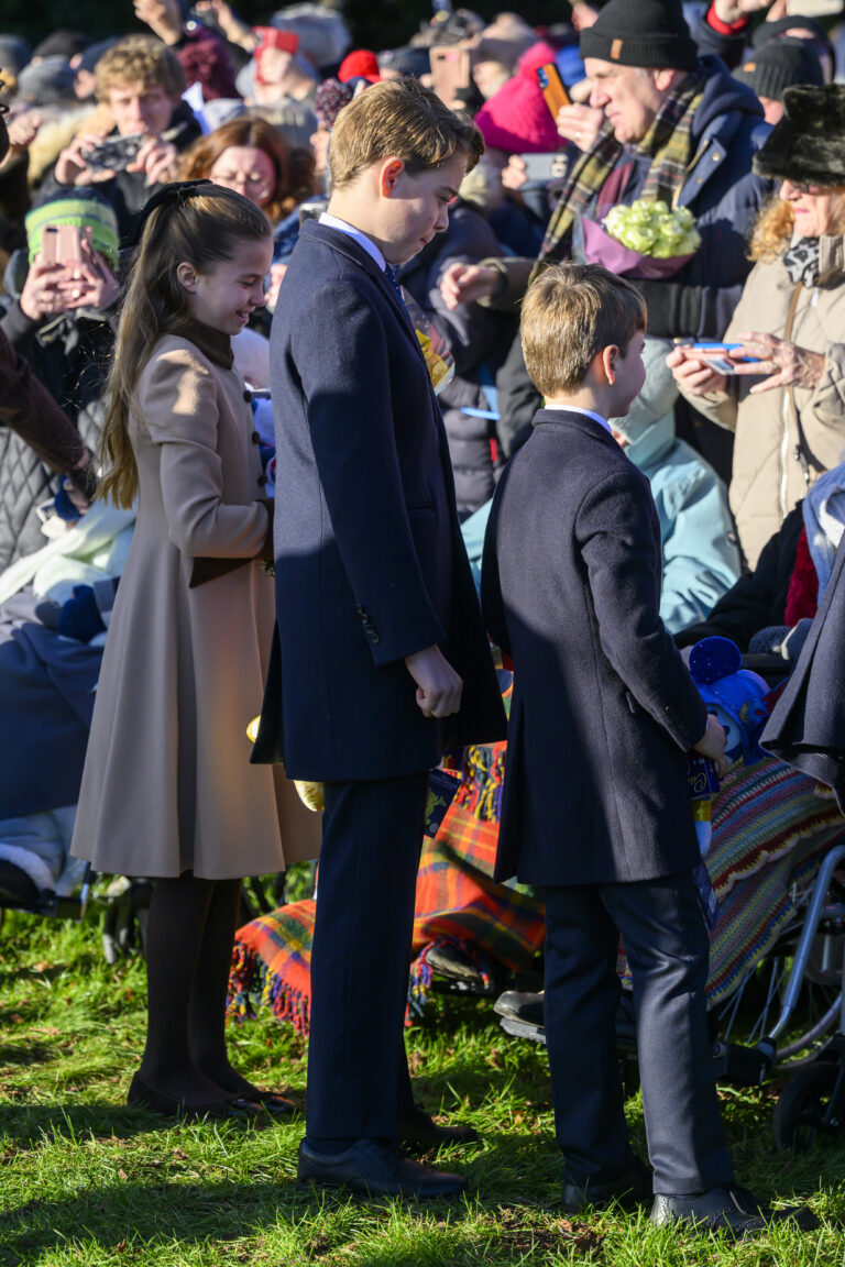 Princess Charlotte S Protective Gesture Towards Prince George On
