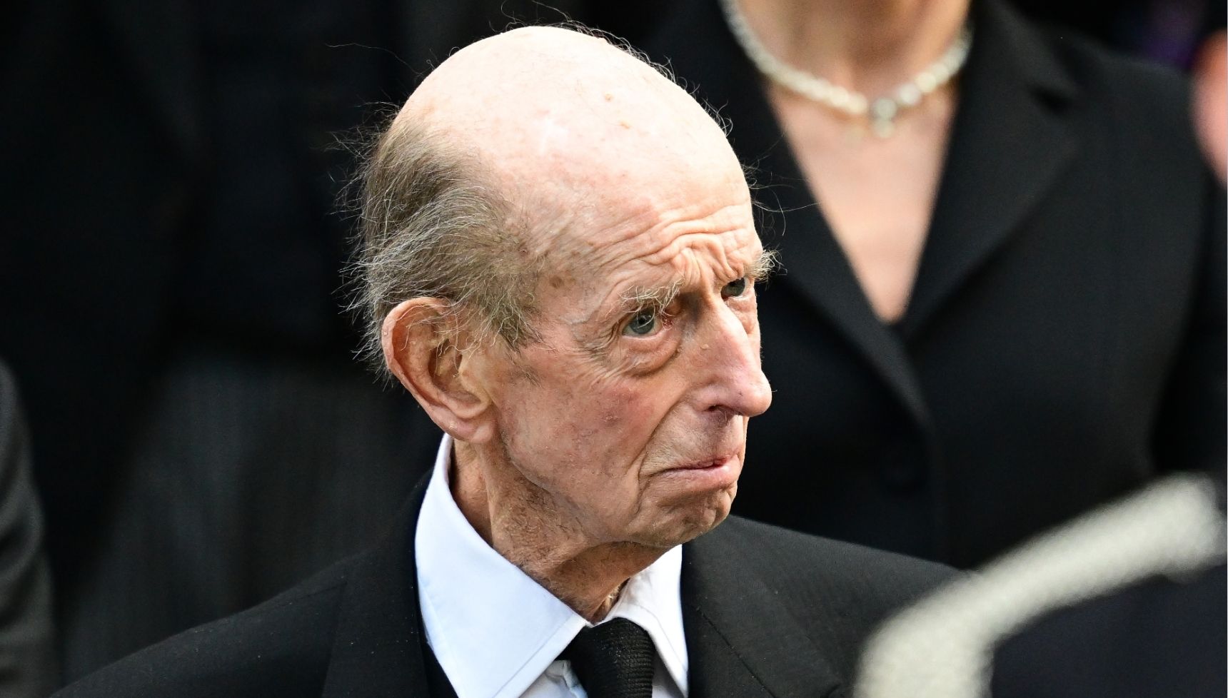 Duke of Kent supported as he marks Holocaust Memorial Day with public outing