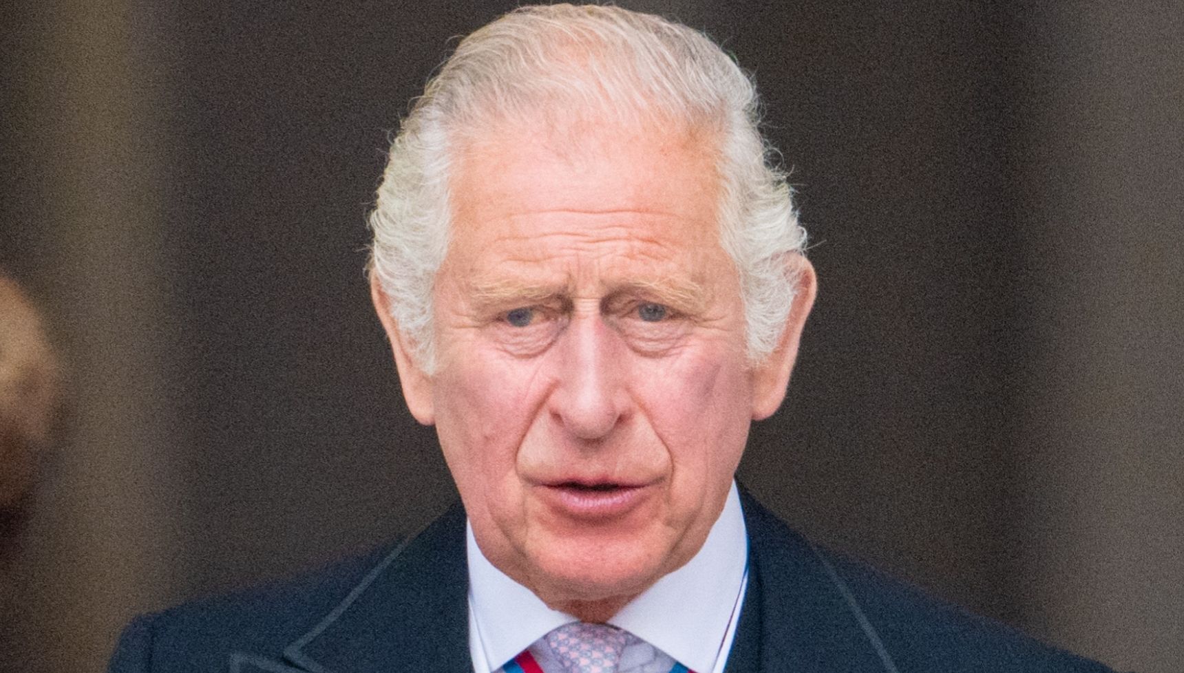 Balmoral Castle issues 'stay safe' message as royal residences announce 'closure'