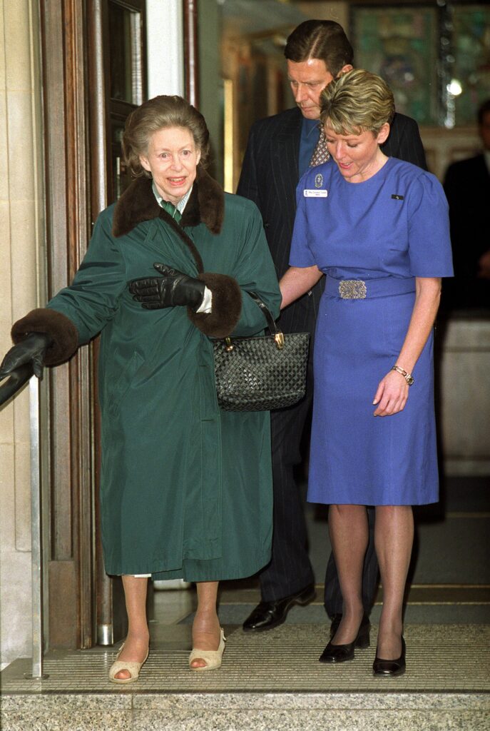 Princess Margaret in a big green coat in 2001