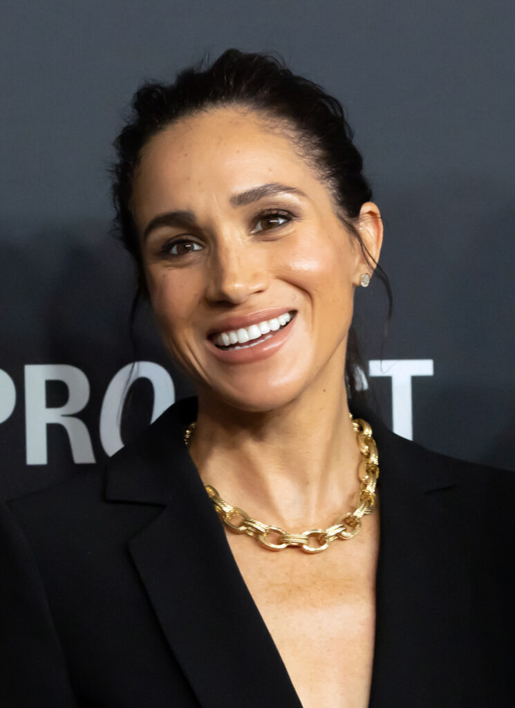 Meghan Markle smiling at Project Healthy Minds 3rd Annual Gala 