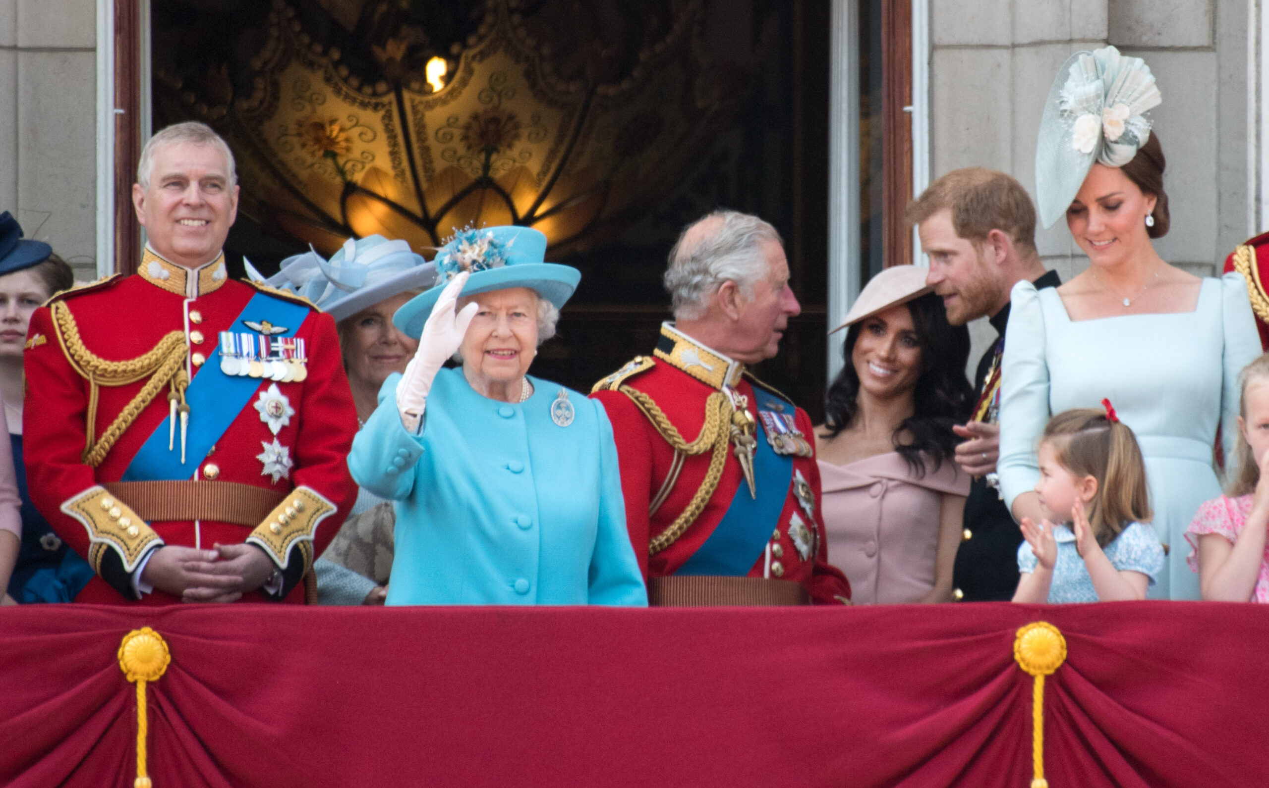 Royal family on Buckingham Palace balcony
