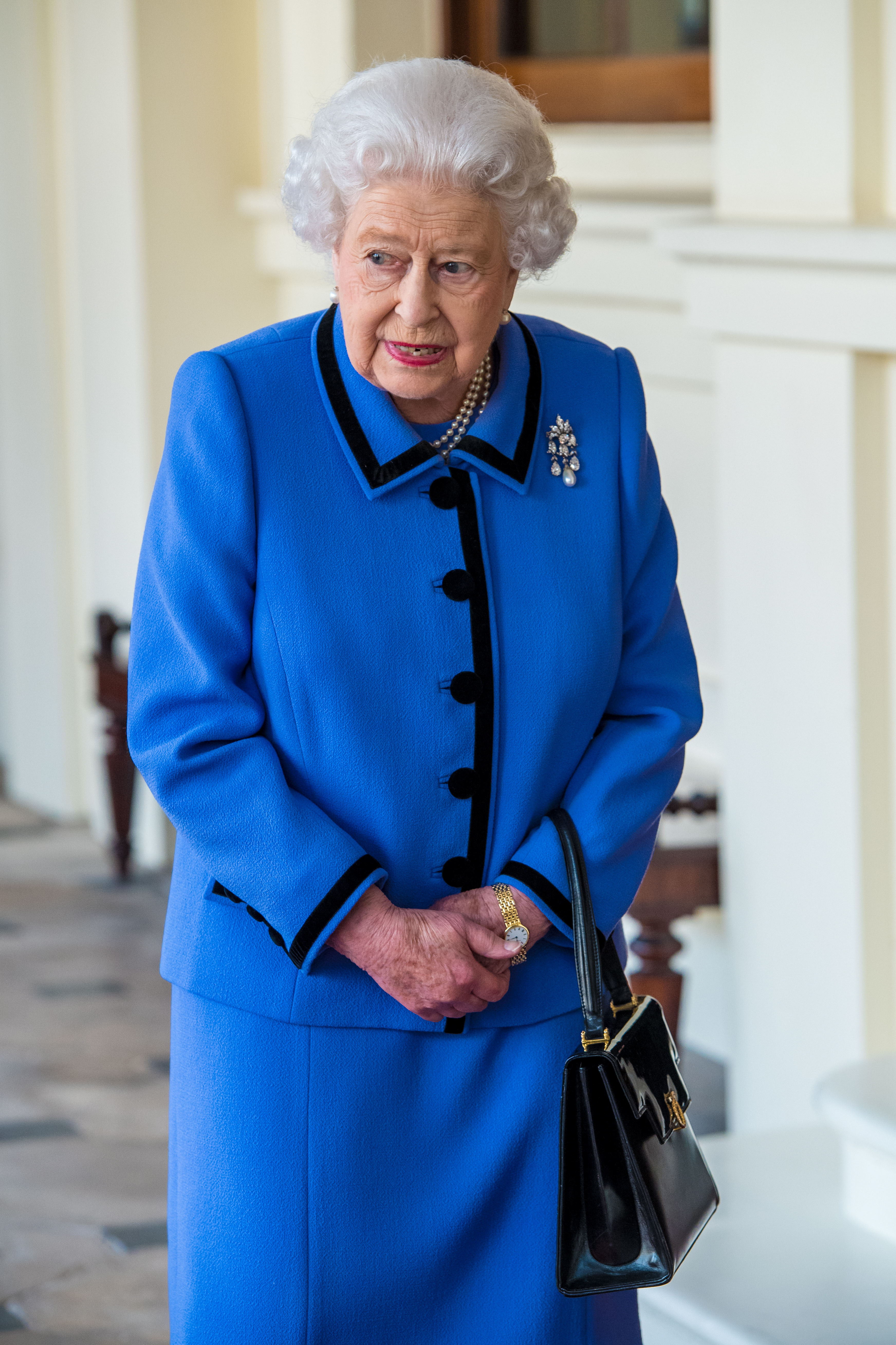 Queen Elizabeth II  wearing blue