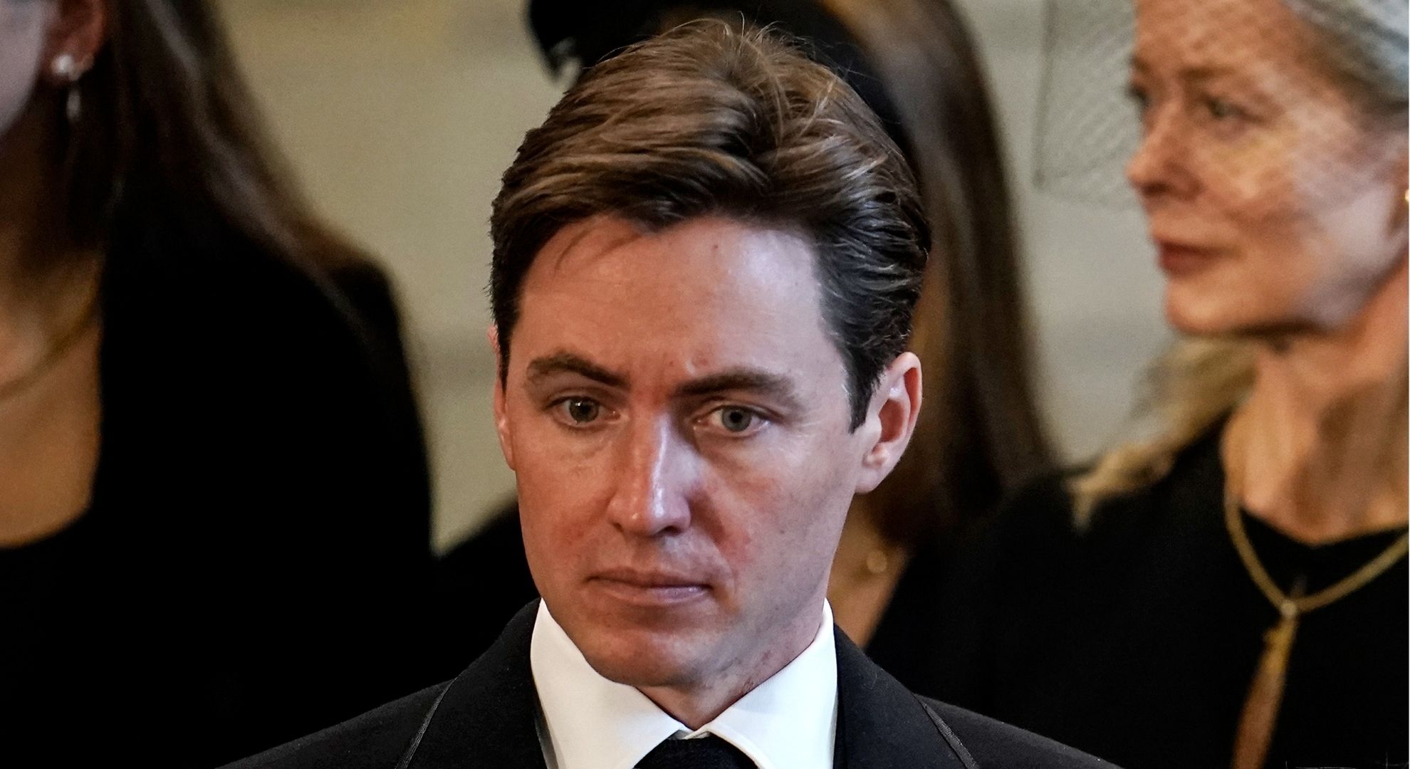 Princess Beatrice's husband Edoardo Mapelli Mozzi 'flees' to luxury US island club as Beatrice's 'tension' with William and Kate 'revealed'