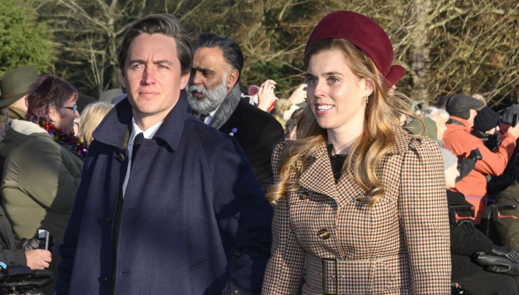 Princess Beatrice and husband Edoardo on Christmas walkabout