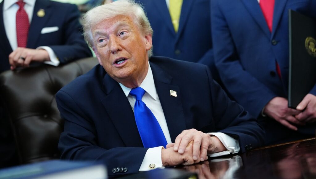 Donald Trump speaking in Oval Office