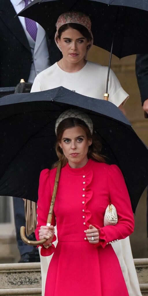 Princesses Beatrice and Eugenie during royal service